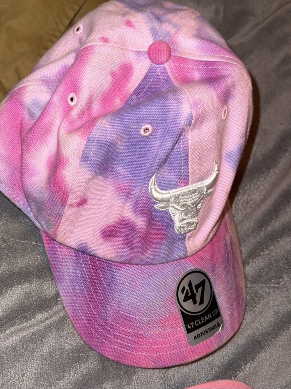 47 men Tie-Dye Cap with Chicago Bulls Logo - Pink & Purple
